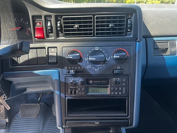 Volvo 850 17 of 23