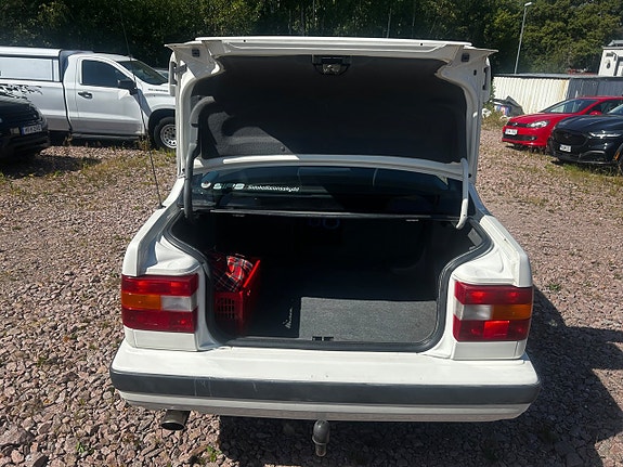 Volvo 850 5 of 23