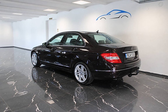 Mercedes-Benz C180 5 of 13