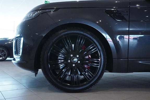 Land Rover Range Rover Sport 19 of 19