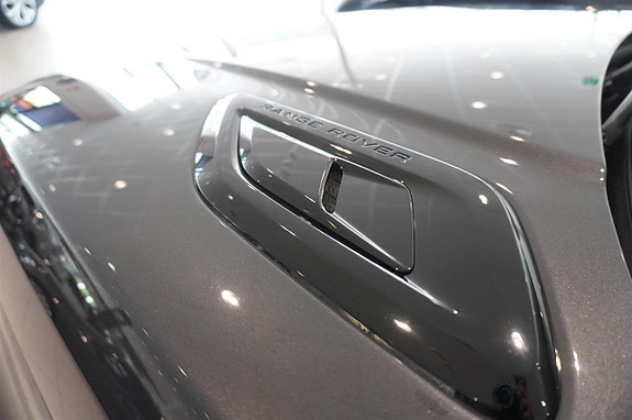 Land Rover Range Rover Sport 18 of 19