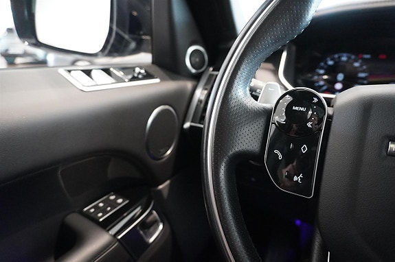 Land Rover Range Rover Sport 14 of 19