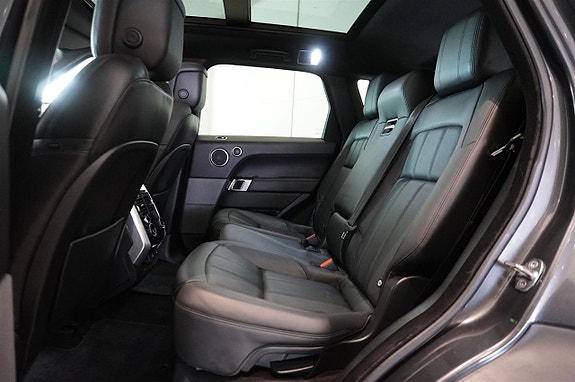 Land Rover Range Rover Sport 7 of 19