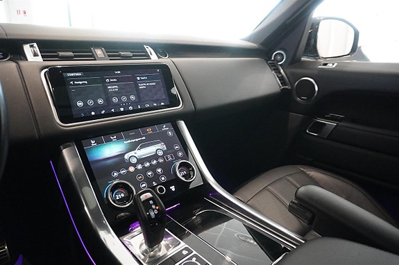 Land Rover Range Rover Sport 12 of 19