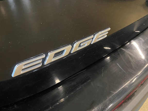 Ford Edge 25 of 25