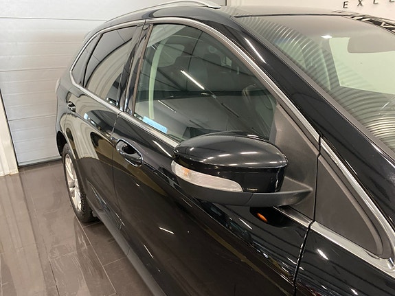 Ford Edge 8 of 25