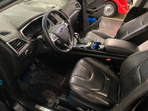 Ford Edge 12 of 25