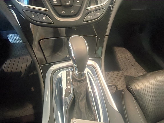 Opel Insignia Country Tourer 12 of 15