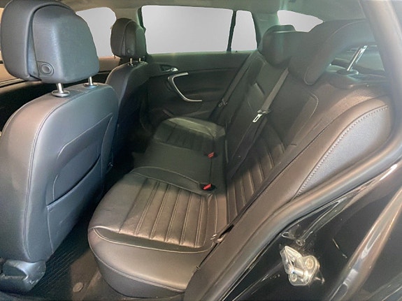 Opel Insignia Country Tourer 9 of 15