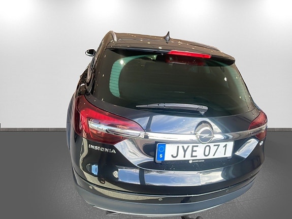 Opel Insignia Country Tourer 5 of 15