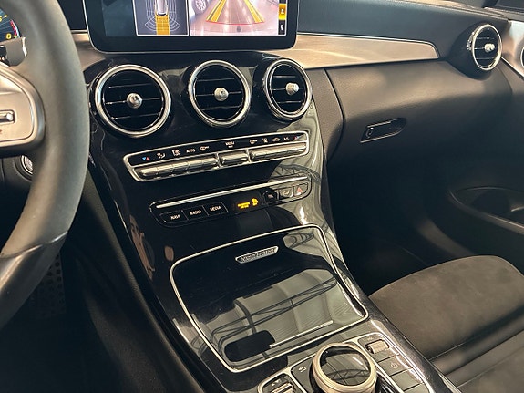 Mercedes-Benz C300 21 of 23