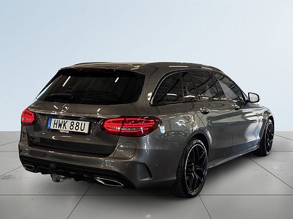 Mercedes-Benz C300 6 of 23
