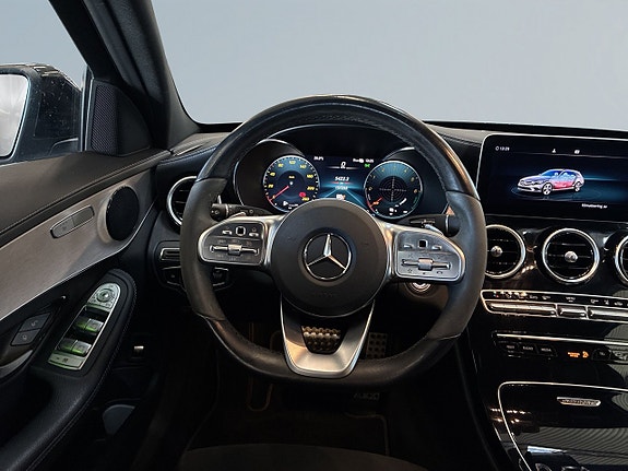 Mercedes-Benz C300 9 of 23