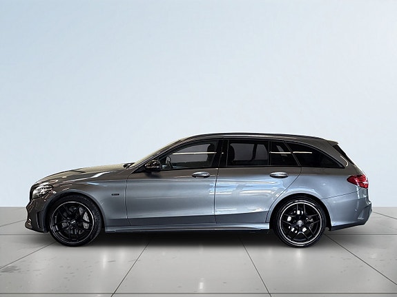 Mercedes-Benz C300 4 of 23