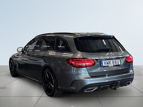 Mercedes-Benz C300 5 of 23