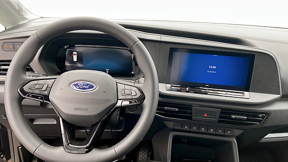 Ford Transit Connect 4 of 9