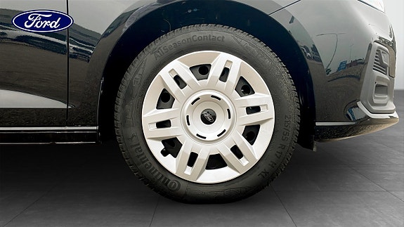 Ford Transit Connect 9 of 9