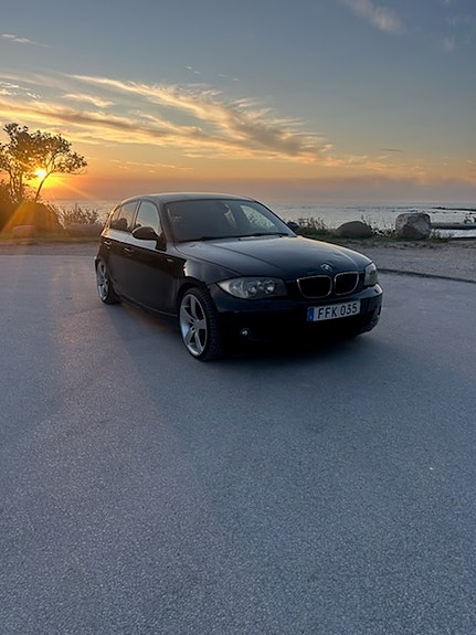 BMW 120d 2 of 6