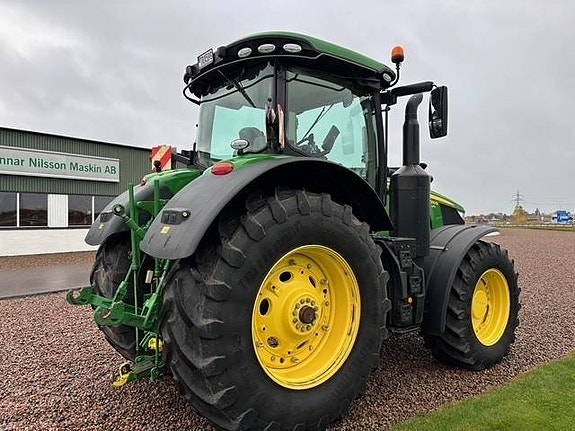 John Deere 7310 R 15 of 15