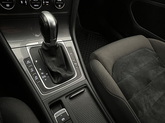 Volkswagen Golf Alltrack 20 of 23