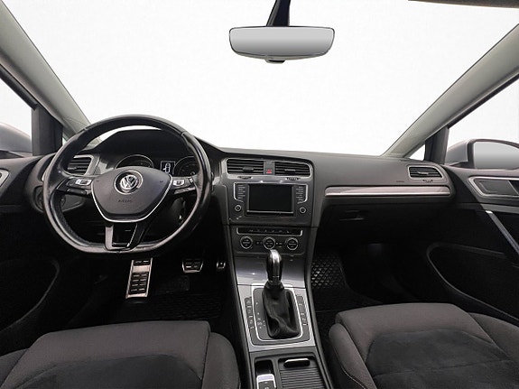 Volkswagen Golf Alltrack 12 of 23