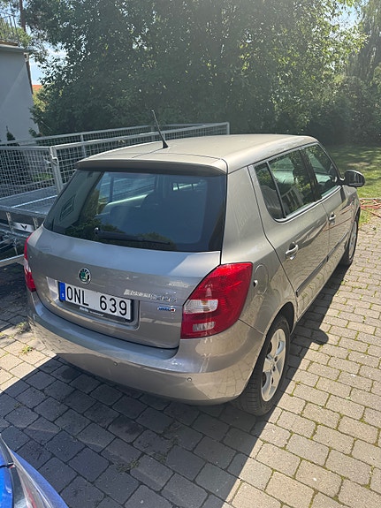 Skoda Fabia 2 of 11