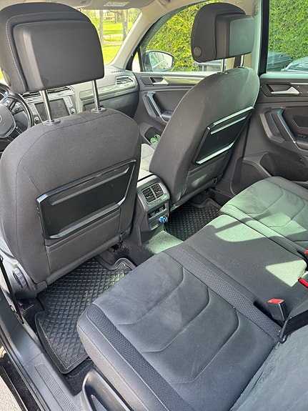 Volkswagen Tiguan 5 of 7