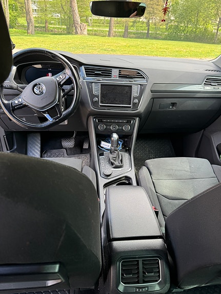Volkswagen Tiguan 4 of 7