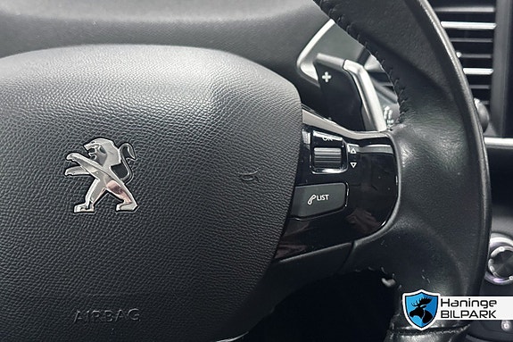 Peugeot 308 19 of 22