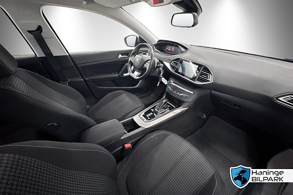 Peugeot 308 14 of 22