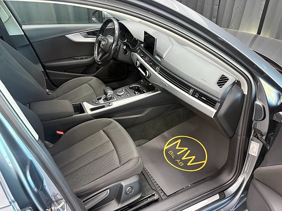 Audi A4 6 of 14