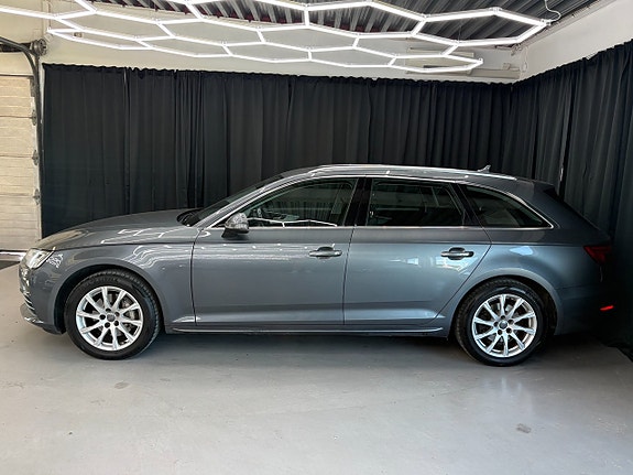 Audi A4 12 of 14