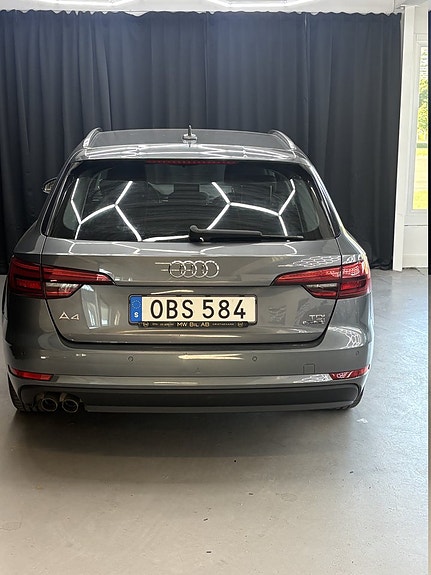 Audi A4 10 of 14