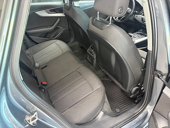 Audi A4 8 of 14