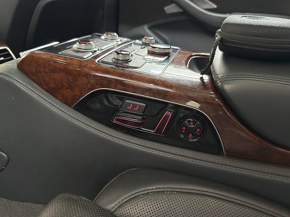 Audi A8 16 of 20