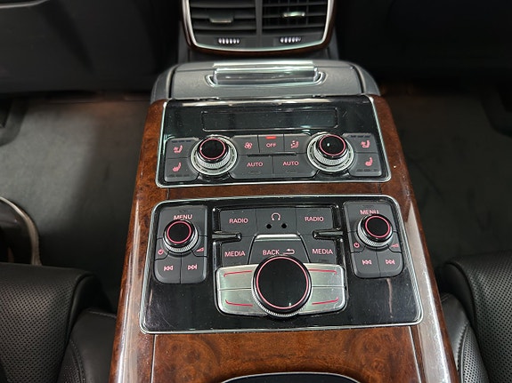 Audi A8 17 of 20