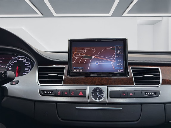 Audi A8 13 of 20