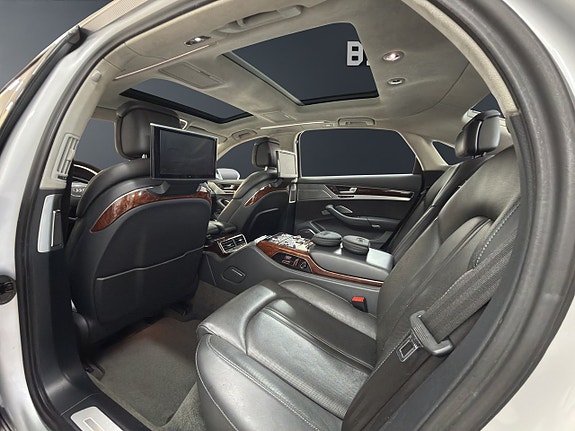 Audi A8 9 of 20