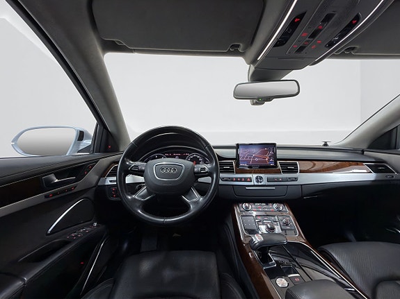 Audi A8 11 of 20