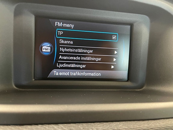 Volvo V40 17 of 26