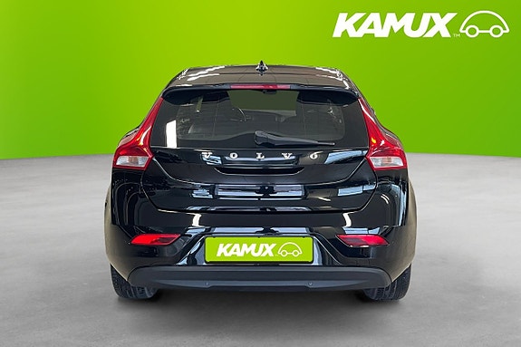 Volvo V40 5 of 26