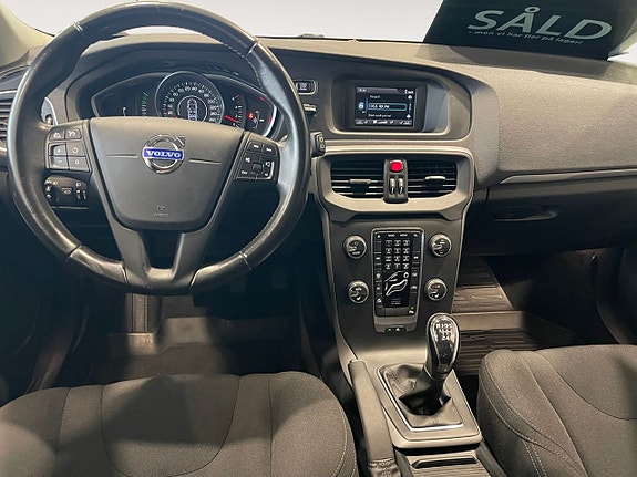 Volvo V40 9 of 26
