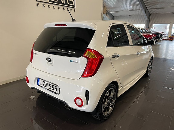 Kia Picanto 3 of 13