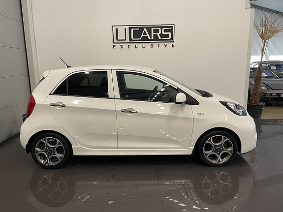 Kia Picanto 2 of 13