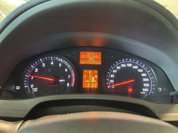 Toyota Avensis 14 of 27