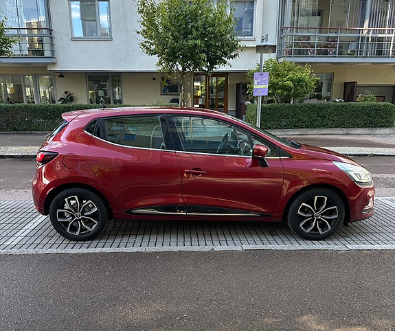Renault Clio 3 of 10