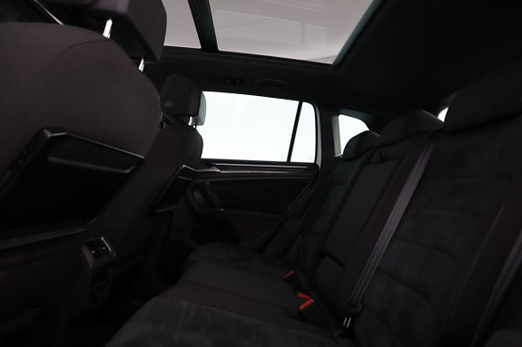 Volkswagen Tiguan 10 of 17