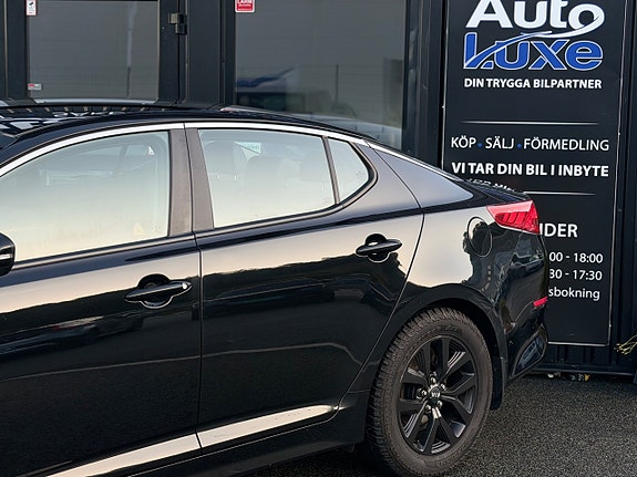 Kia Optima 3 of 27