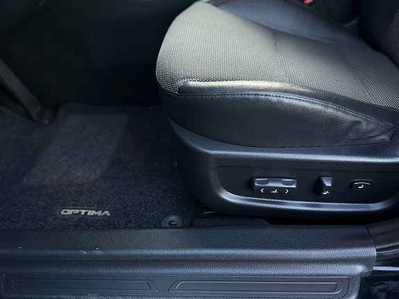 Kia Optima 13 of 27