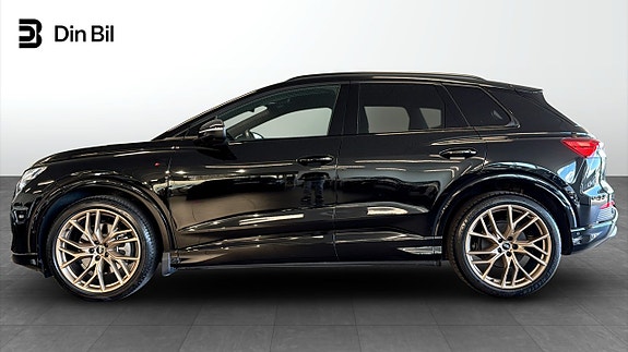 Audi Q4 e-tron 2 of 25